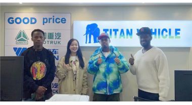 Jamaica Customers Visit TITAN Buy 3 Axle Removable Gooseneck Trailer